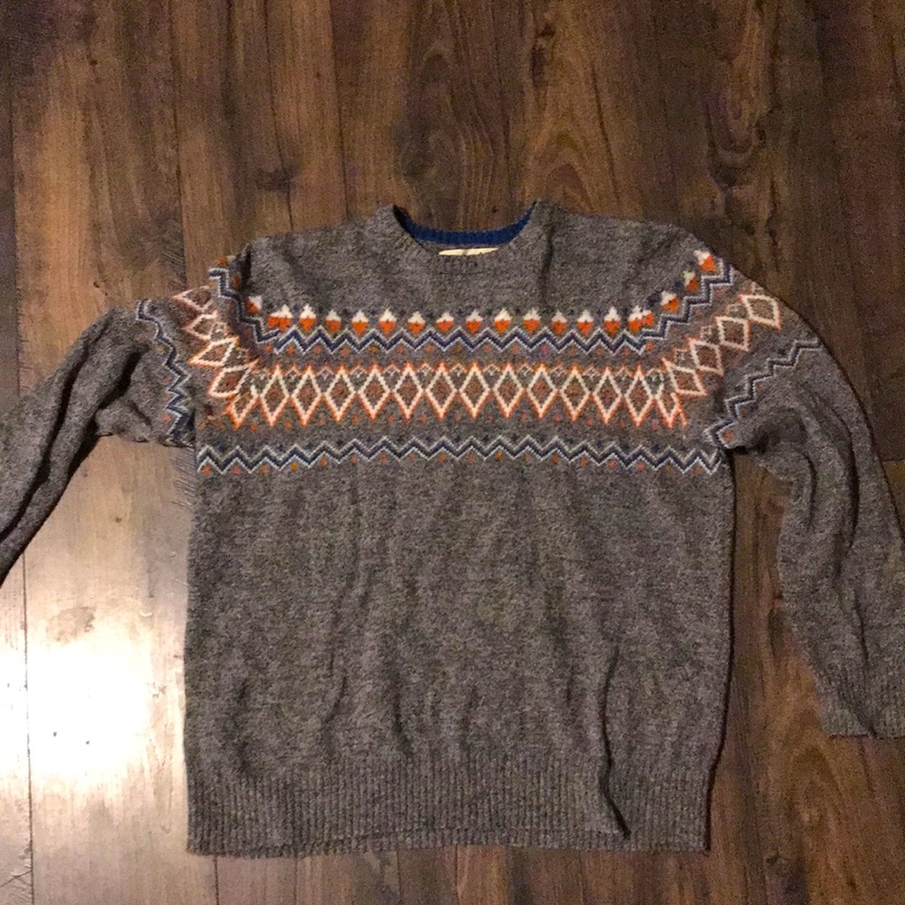 Urban Pipeline gray sweater